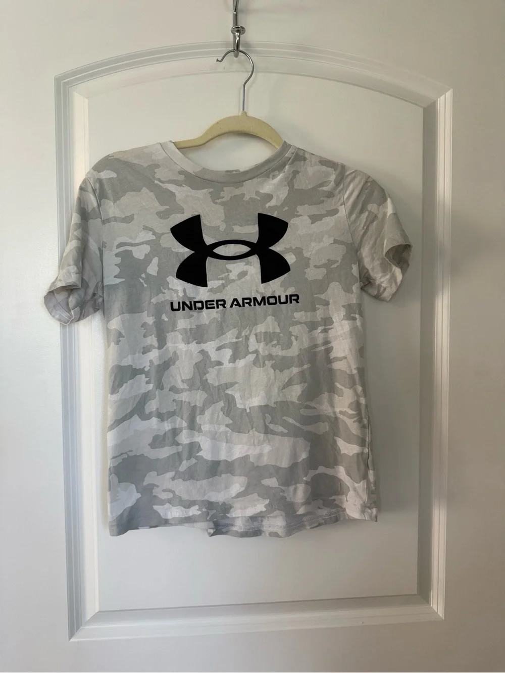 Under Armour White & Light Gray Camo Short Sleeve Tee with Black Logo